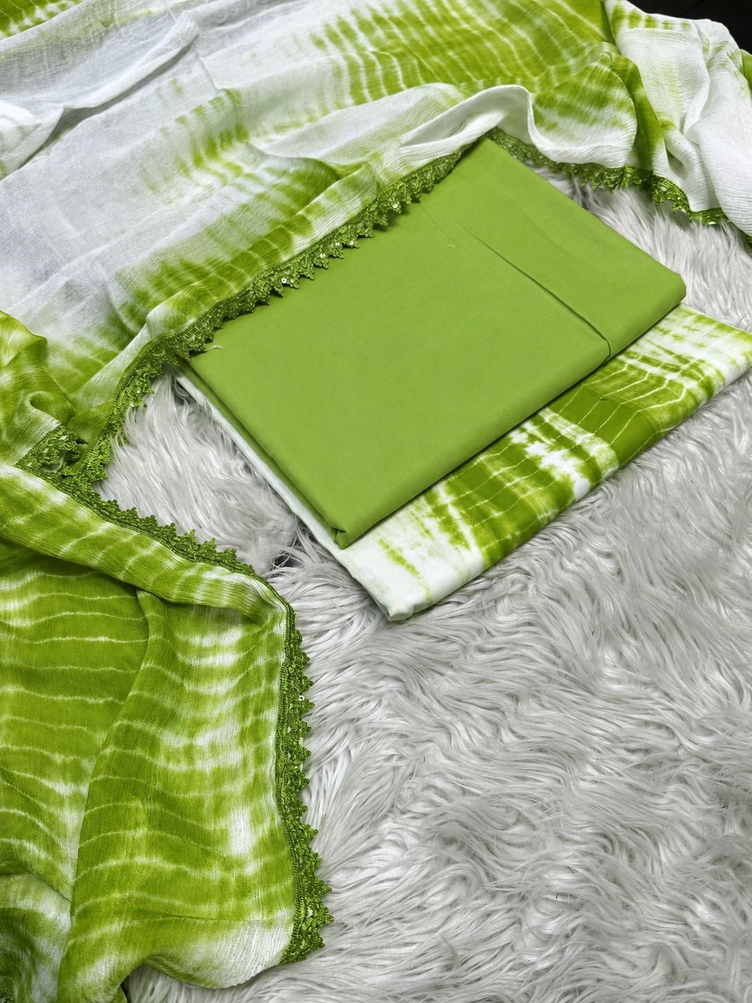 Sapphire 3 Pc Lawn Green